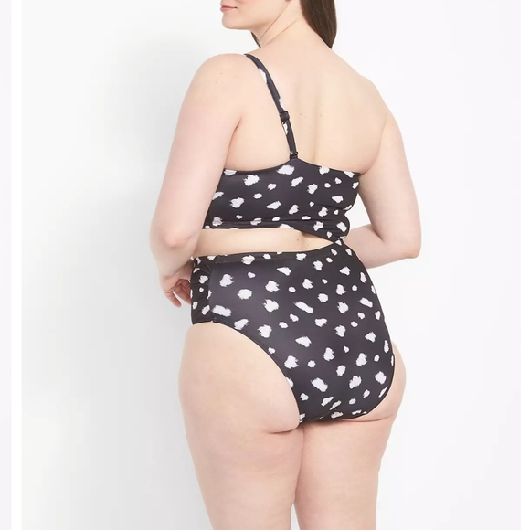 Plus Size 26 or 28 Lane Bryant one shoulder swimsuit one piece swim 🏊‍♂️ 4x - Picture 2 of 5